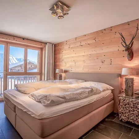 Caspar Penthouse Apartment *