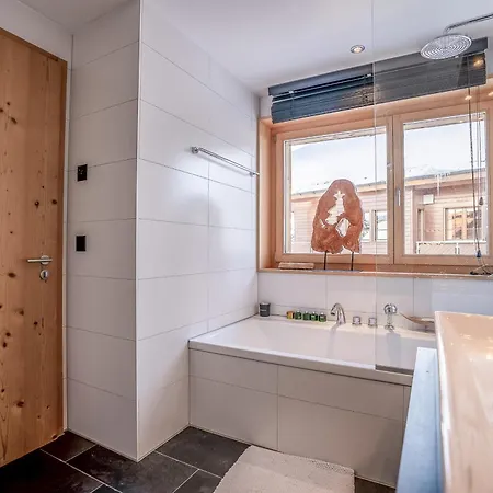 Caspar Penthouse