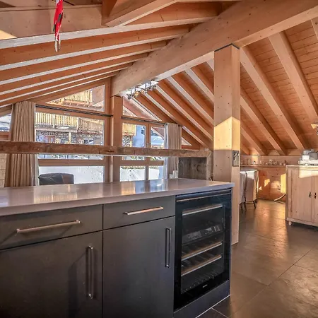 Caspar Penthouse *