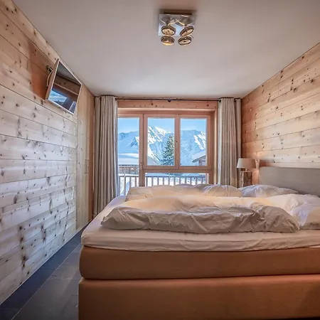 Caspar Penthouse *