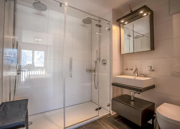 Caspar Penthouse *