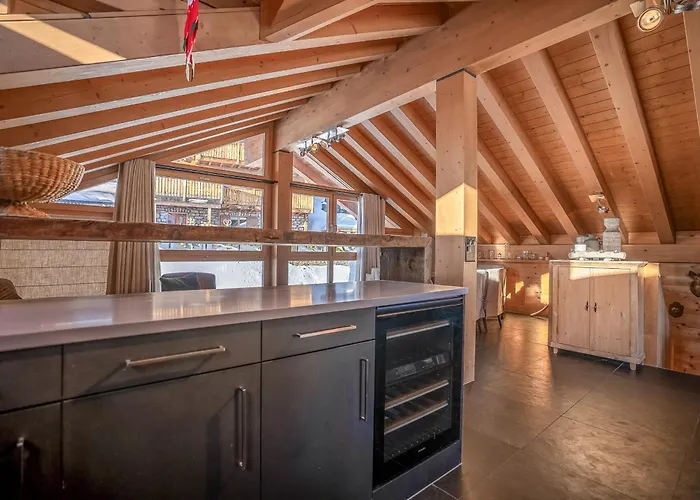 Caspar Penthouse *